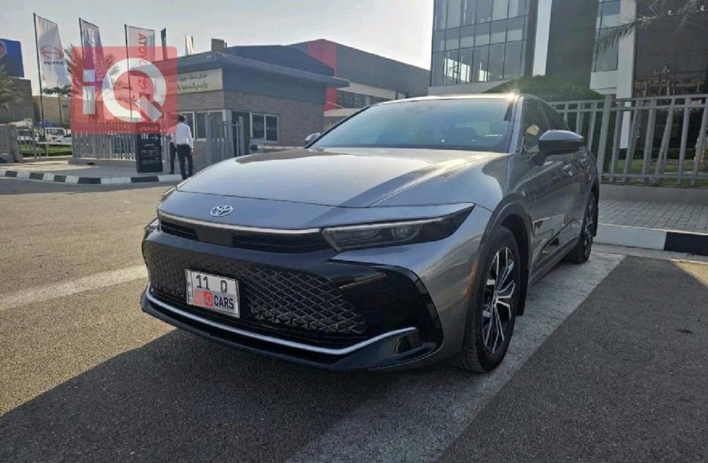 تۆیۆتا کراون